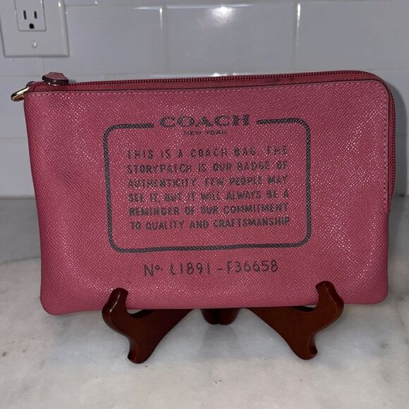 Coach Handbags - Coach Bag Purse Wristlet Leather Story Patch Saffiano Pink Large Clutch